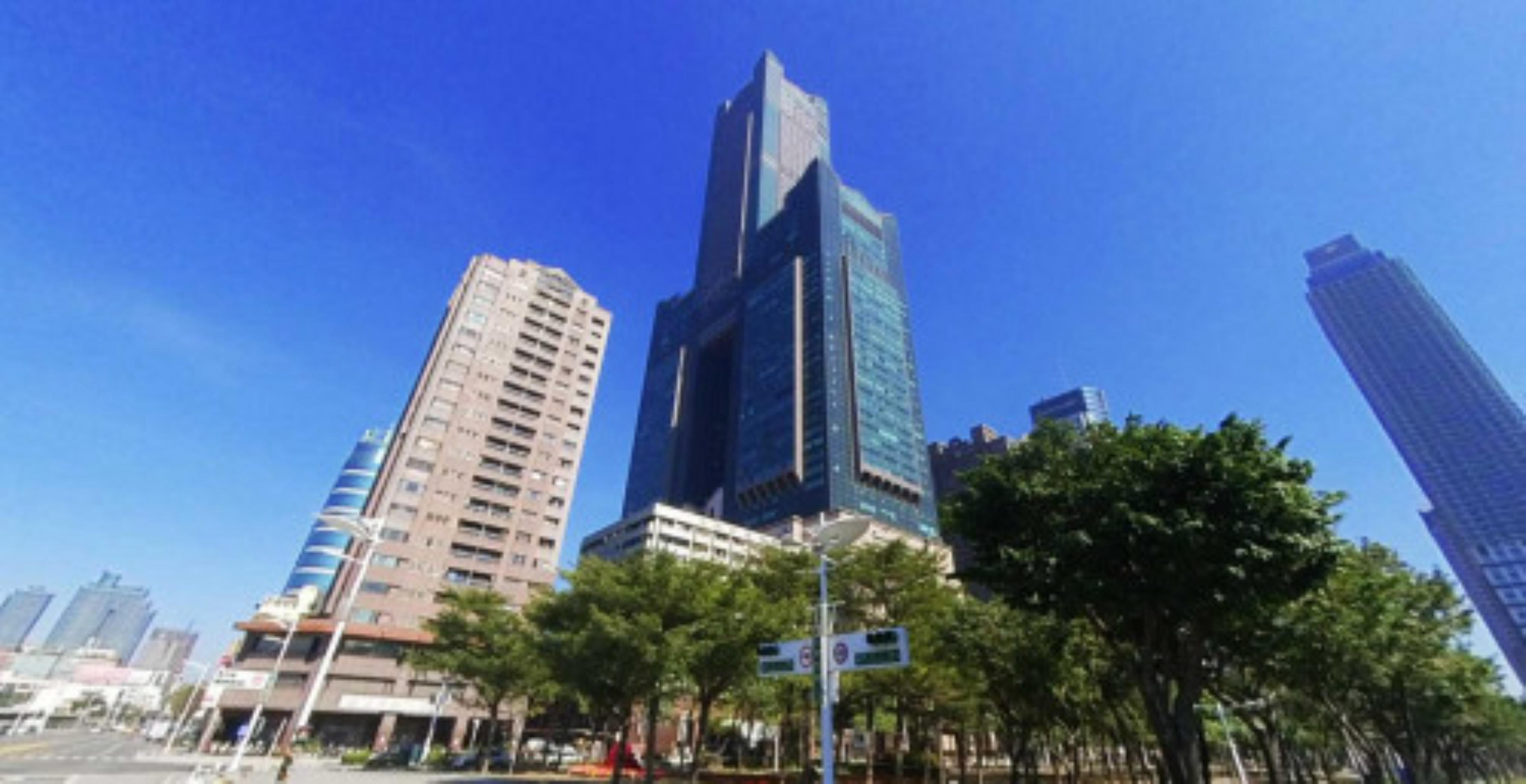 85 Sky Tower virtual tour preview