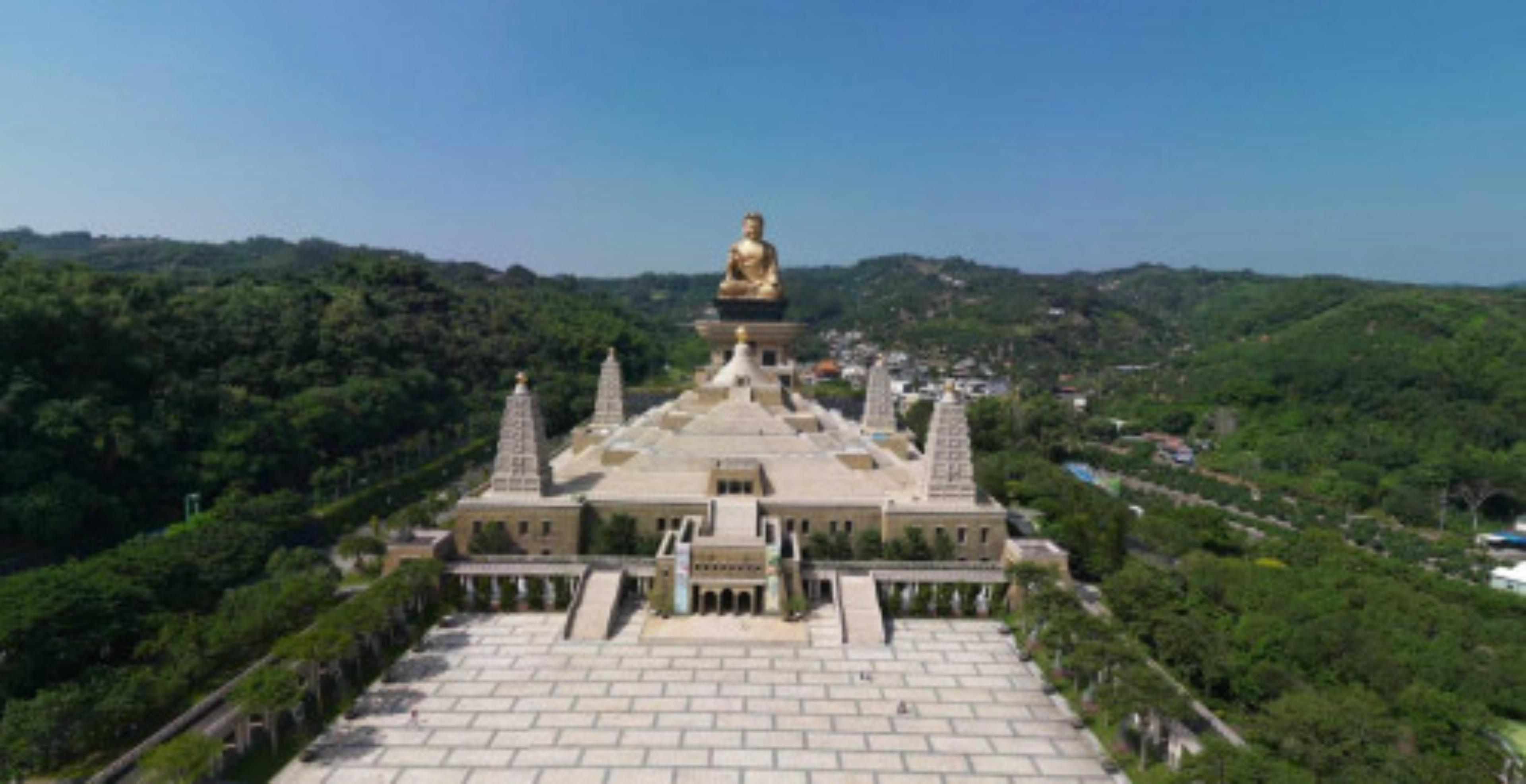 Fo Guang Shan Buddha Museum virtual tour preview